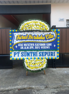 Papan Bunga Duka di Karang Joang