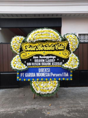 Papan Bunga Duka di Karang Joang