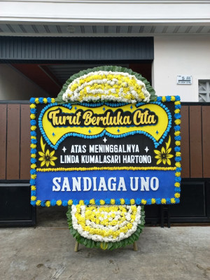 Papan Bunga Duka di Karang Joang